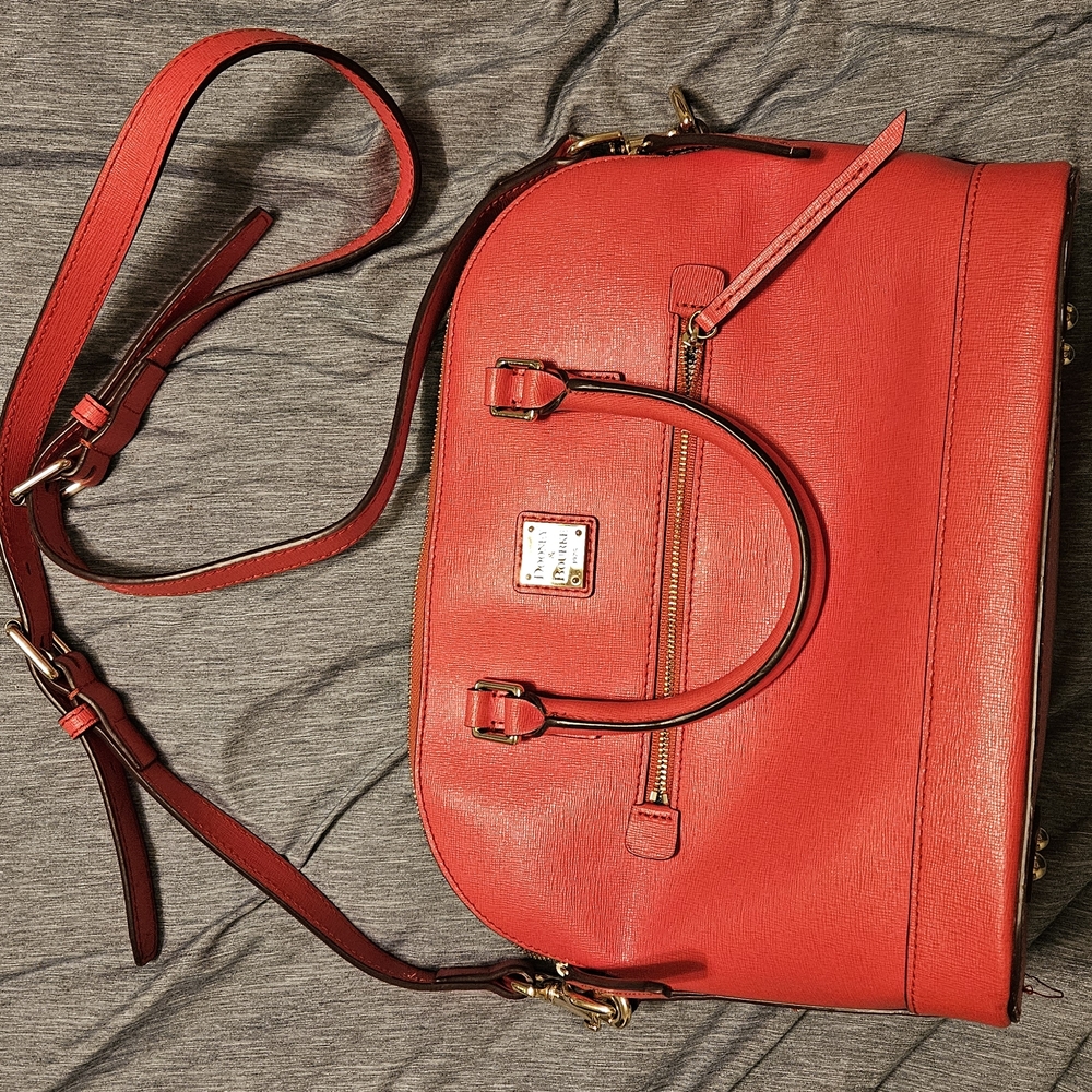 Red Satchel Bag with Structured Shape and Adjustable Strap